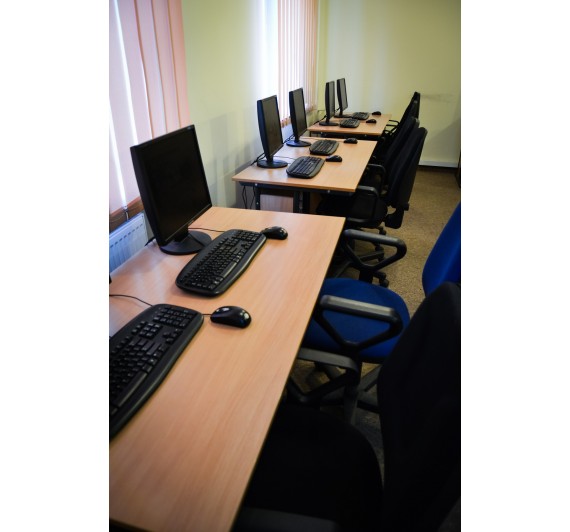  Poslovni nastop in poslovni bonton